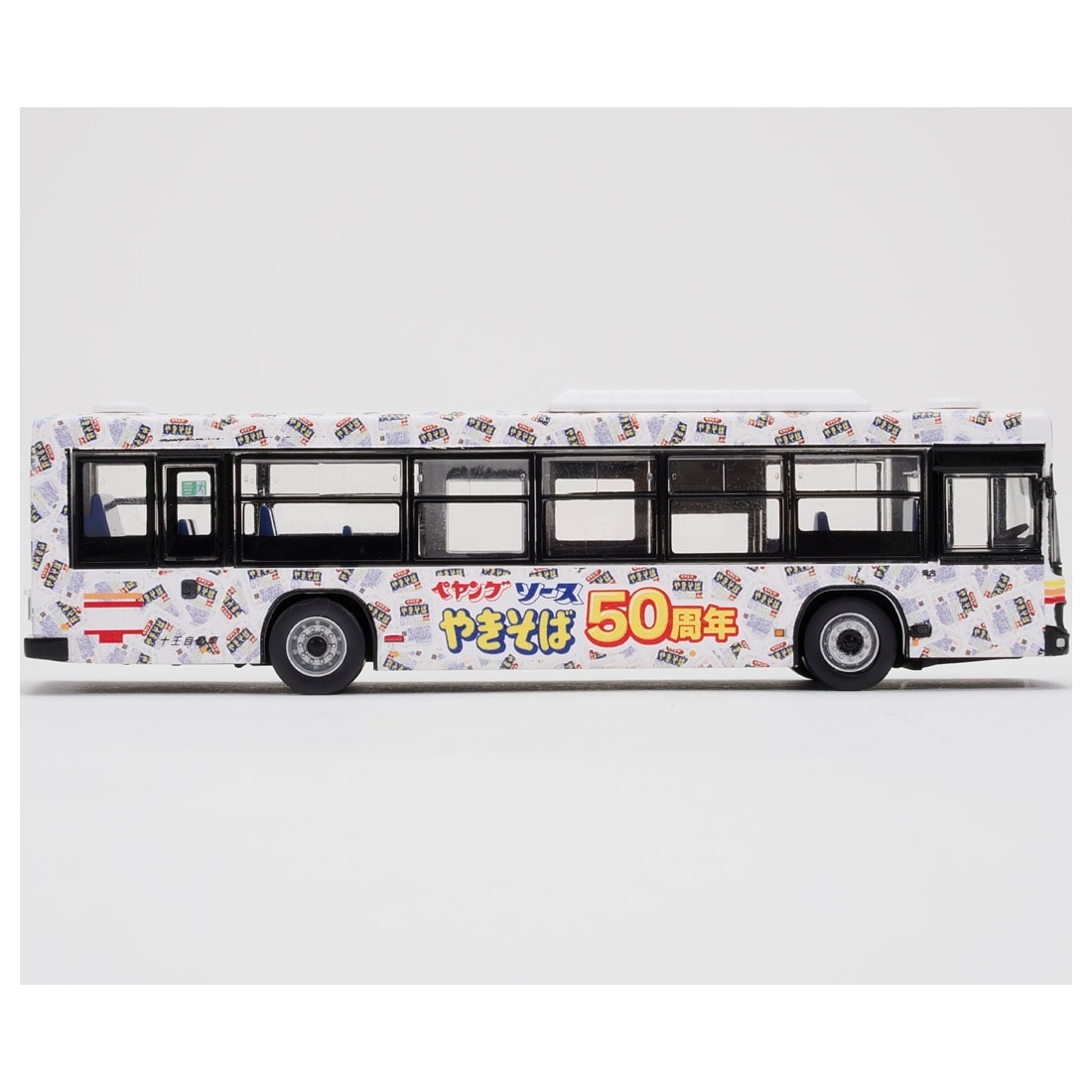 激レア非売品☆ショッピングモールピンバッチ☆PCショップ☆2002 JH060＞全国バスコレクション80 十王自動車 ペヤングソース