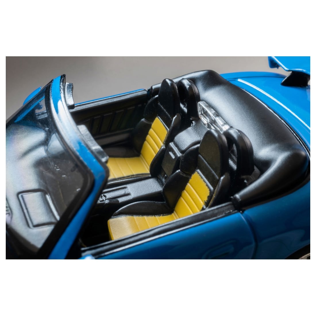 トミカリミテッドヴィンテージネオ LVーN 390a ホンダS2000 TypeS 2009年式 (青)