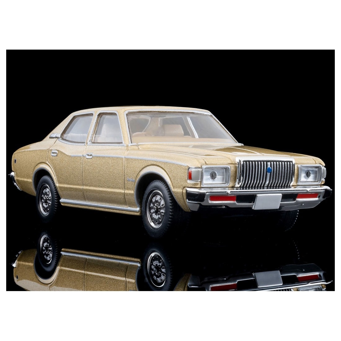 トミカリミテッドヴィンテージネオ LVーN 83d トヨタ クラウン 4ドア ピラードハードトップ 2000 スーパーサルーン エクストラ(金) 78年式