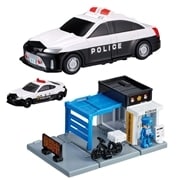 警察！】トミカワールド トミカビークルタウン 変形パトロールカー